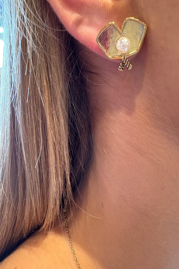 Pearl Paddle Studs