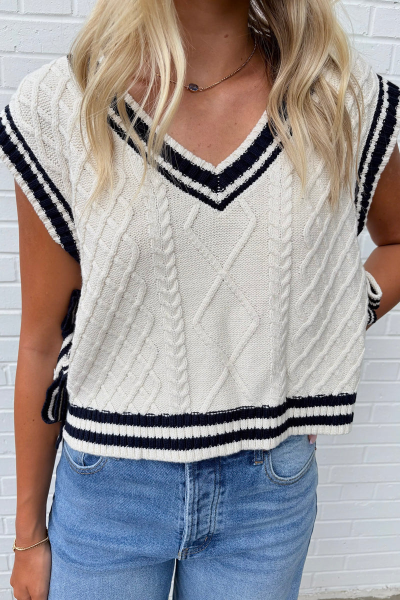 Contrast Club Sweater Bow Vest
