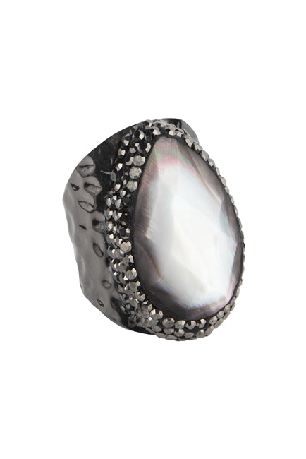 Mother of Pearl Metal Ring